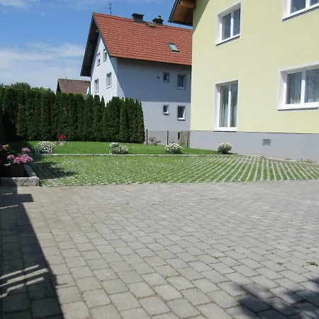 Daire Home Apartments